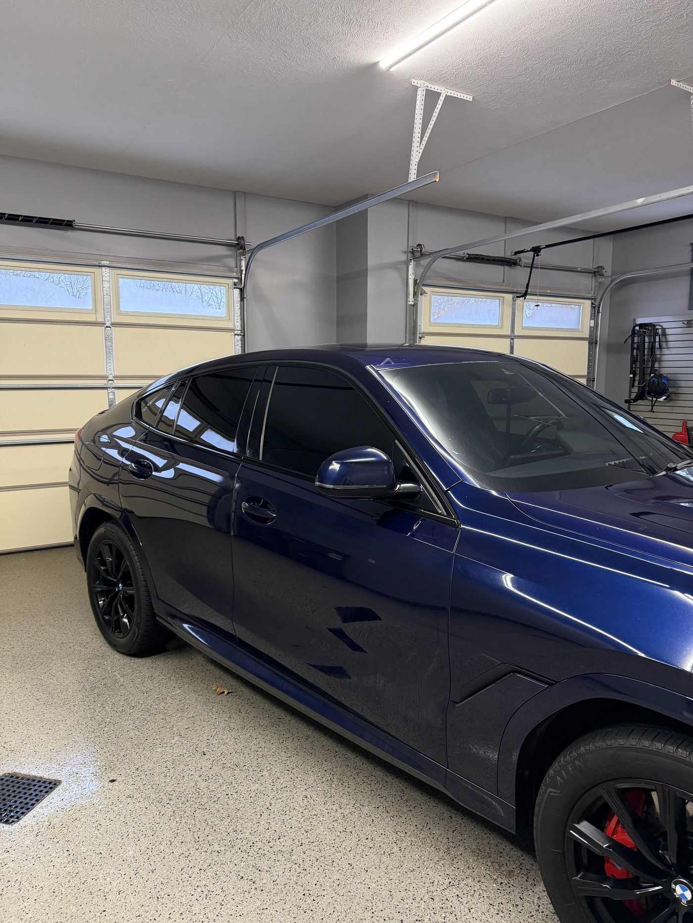 Automobile Tint